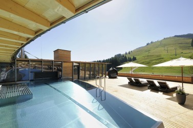 Sky-Spa-Dachterrasse der Forsthofalm